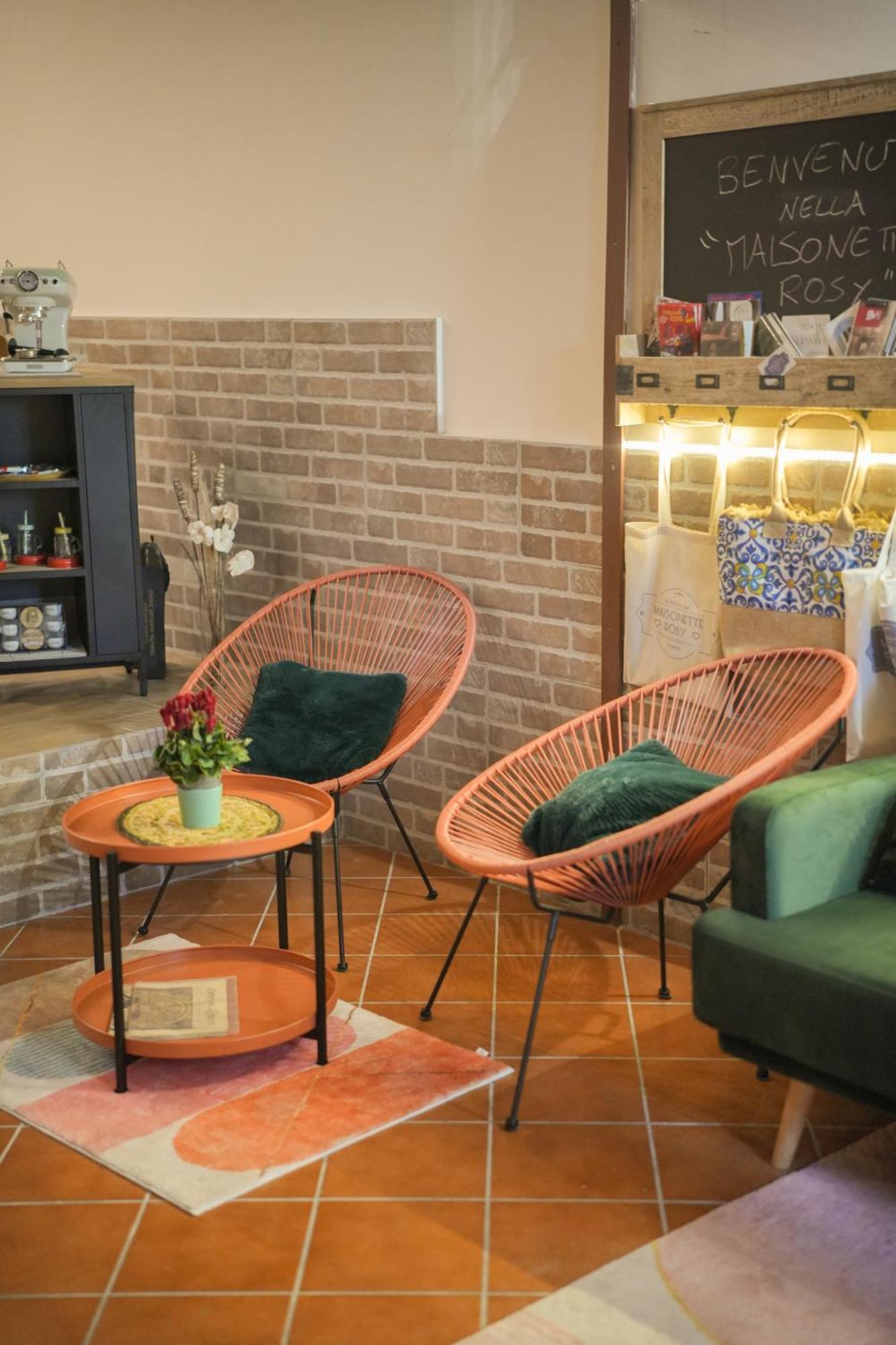 Maisonette Rosy Neapol Zewnętrze zdjęcie